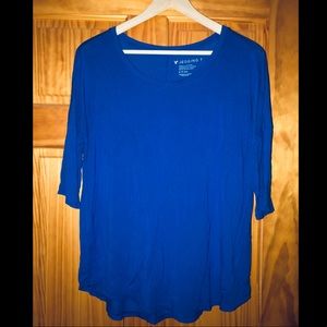 American Eagle Jegging Tee Shirt